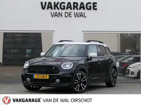 Mini Mini Countryman 2.0 Cooper S ALL4 John Cooper Works | Panoramadak | Digitaal Dashboard | ACC | 