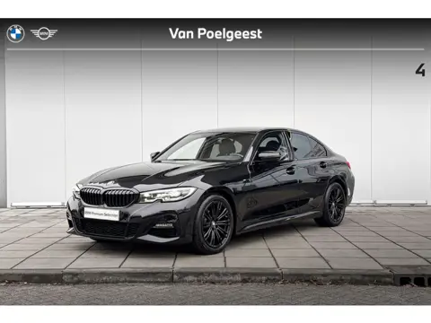 BMW 3 Serie Sedan 318i High Executive M-Sport 18 Inch / Getinte Ramen / Led Koplampen / Stoelverwarm