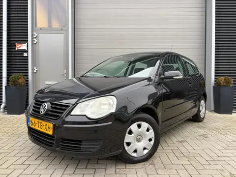 Volkswagen Polo 1.4-16V Optive/Hele nette auto/Airco/3e eigenaar/