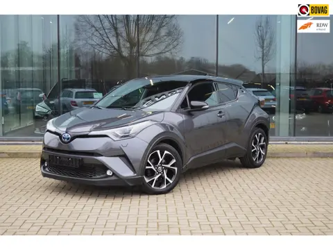 Toyota C-HR 1.8 Hybrid Dynamic | Dodehoek detectie | Keyless | Stoel & stuurverwarming | Voorruit ve