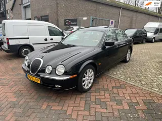 Jaguar S-type 4.0 V8 Sport! 219DKM! Schuifdak! Leder! Airco!