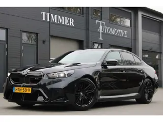 BMW 5 Serie M5 Sedan - Zwart leder - Panoramadak 20 inch 951M - Bowers & Wilkins Dealer onderhouden