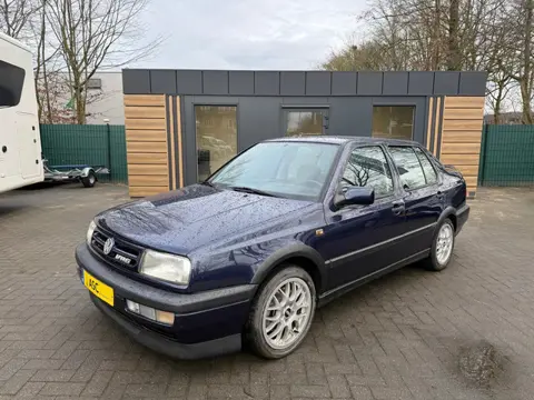 Volkswagen Vento 2.8 VR6 Automaat - Airco - 1e Lak - Volledig Documentatie - Topstaat