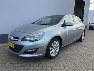 Opel Astra 1.4 Turbo Sport