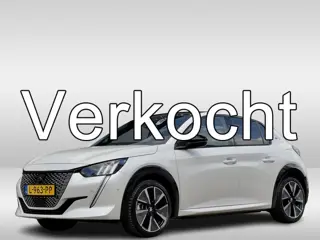 Peugeot e-208 EV 93,3% SOH GT PACK 50 kWh AUTOM 29D.KM!! PANODAK LEDER NAVI CAMERA LED LMV PDC