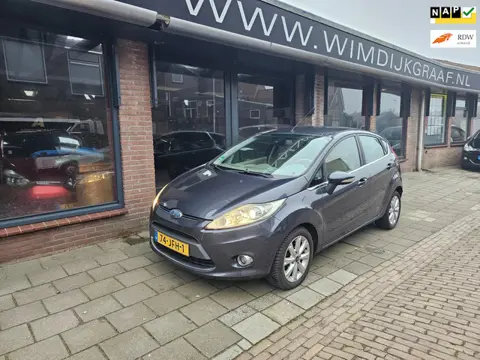 Ford Fiesta 1.25 Ghia , luxe uitvoering !