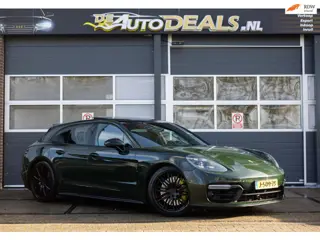 Porsche Panamera Sport Turismo 4.0 GTS LEGERGROEN GEWRAPT