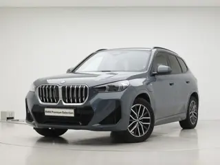 BMW X1 xDrive25e | M-Sport | Panorama | Trekhaak | Voorbereiding Driving Assistant Plus | Privacy Gl