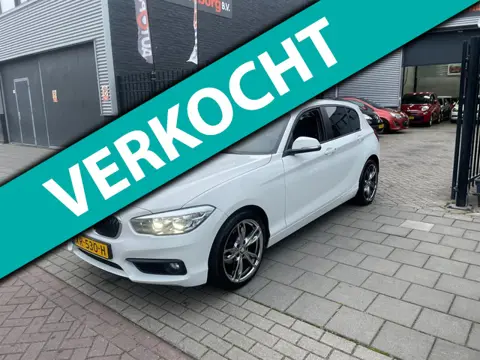 BMW 1-serie 116i Essential Sport Airco 6Bak PDC NAP APK