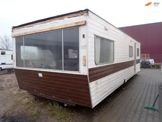 Stacaravan 800 x 300 Cm