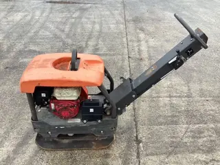 Gebruikte trilplaat Husqvarna LG204