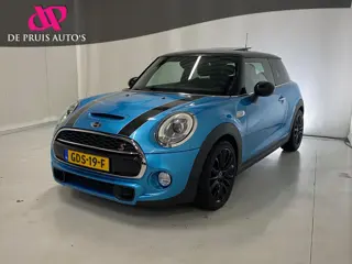 Mini Mini 2.0 Cooper S Chili Serious Business Panoramadak 17 inch Navigatie