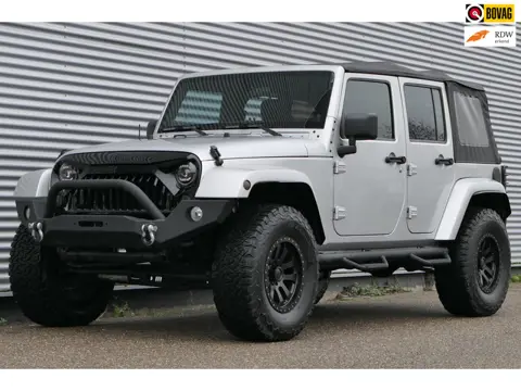 Jeep Wrangler Unlimited 3.6 Sahara Trekhaak Leder Stoelverwarming