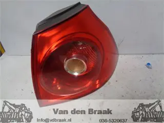 Volkswagen Golf Hatchback 2003-2008 Achterlicht rechts buitenzijde