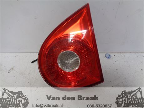 Volkswagen Golf Hatchback 2003-2008 Achterlicht rechts binnenzijde
