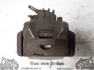 Peugeot Partner 1.6 HDi 2008-2015 Remklauw rechts voor