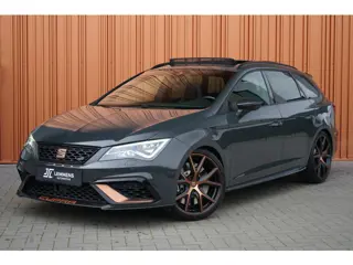 SEAT Leon ST 2.0 TSI CUPRA R 4DRIVE BLACKNESS Panodak Schaal Carbon Brembo Beats