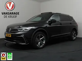 Volkswagen Tiguan Allspace 1.5 TSI R-Line Business 7 Persoons! | Panoramadak | ACC | IQ Light!