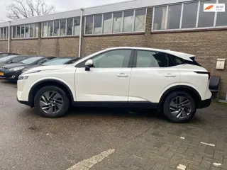 Nissan Qashqai 1.3 MHEV Xtronic Business Executive