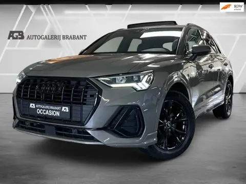 Audi Q3 35 TFSI S edition Pano/Carplay/Cruise