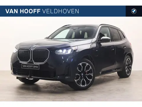 BMW X3 30e xDrive M Sport Automaat / Panoramadak / Trekhaak / Sportstoelen / Stoelventilatie / Comfo
