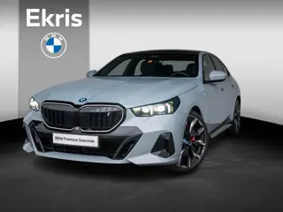 BMW i5 eDrive40 | M Sportpakket Pro | Harman-Kardon | Achteruitrijcamera | Panoramadak | Stoelventil