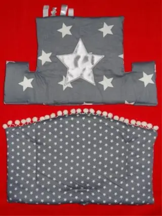 NIEUW Stokke Tripp Trapp Stoelverkleiner Kussen ster grijs 3