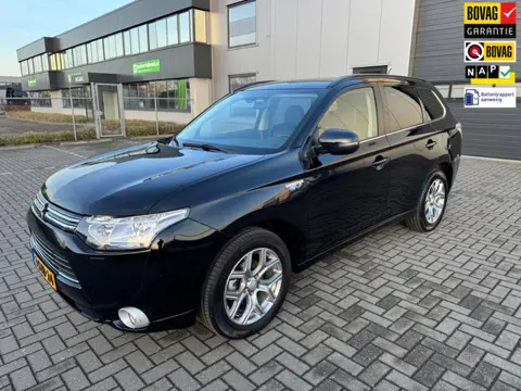 Mitsubishi Outlander 2.0 PHEV instyle