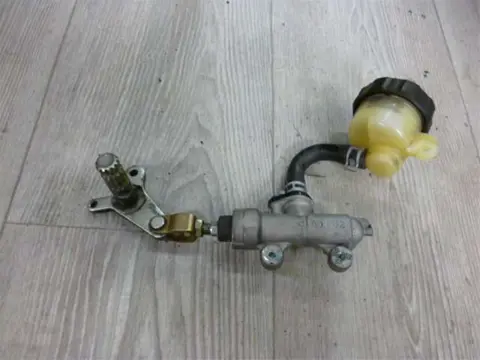 REMPOMP ACHTER Suzuki GSX F 600 1998 - 2005
