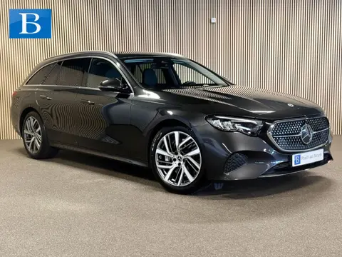 Mercedes-Benz E-Klasse Estate 300e Avantgarde Advanced-DISTRONIC-TREKHAAK-DODEHOEK-APLLE CARPLAY-COM