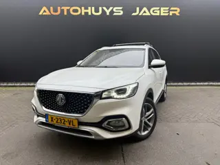 MG HS Automaat panoramadak camera