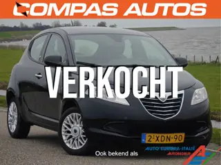 Lancia Ypsilon 0.9 TwinAir Silver Plus (bj 2014)