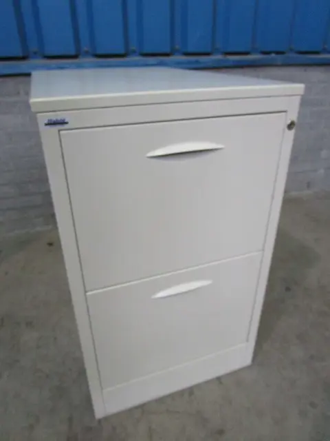 1x Hangmap kast 2-ladig