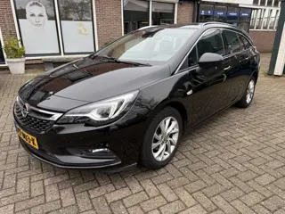 Opel Astra Sports Tourer 1.4 Innovation (bj 2017)