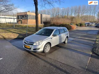Opel Astra Wagon 1.6 Executive Airco.Airco.Navi