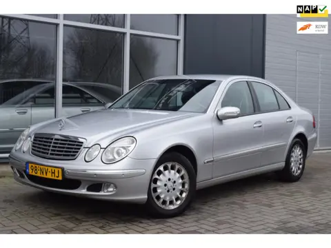 Mercedes-Benz E-klasse 200 K. Elegance | Automaat | Cruise | APK 8-2026