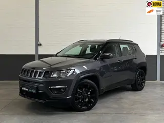 Jeep Compass 1.3T Night Eagle 1750 trekgewicht, Apple-Android