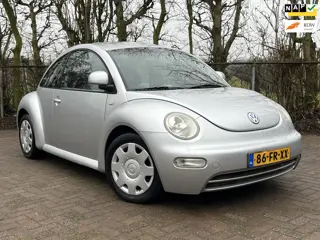Volkswagen New Beetle 2.0 Highline