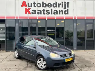 Volkswagen Golf 1.4 Trendline - Cruise - Electr Ramen - APK 16-03-2027 -