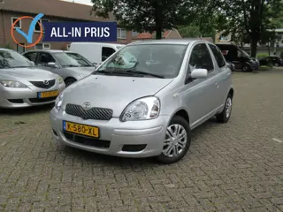 Toyota Yaris 1.0 VVT-i Sol Gr. beurt+NW Banden+Remmen ZUINIG!