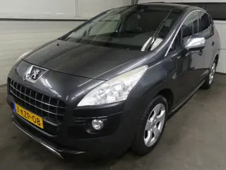 Peugeot 3008 1.6 VTi Style - Trekhaak - Mooie Auto!