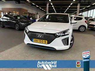 Hyundai IONIQ 1.6 GDi Hybrid Premium Automaat SCHUIFDAK/LEDER/CAMERA/TREKHAAK/WINTERPACK