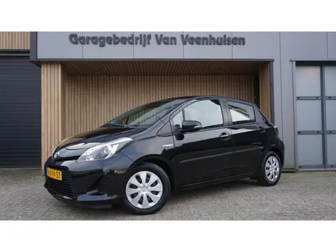 Toyota Yaris 1.5 101pk 5Drs Full Hybrid Automaat Aspiration Navi A-Camera Clima LED 73987km! *NL Aut