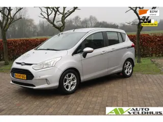 Ford B-Max 1.0 EcoBoost Titanium DISTRIBUTIE TREKHAAK WINTERBANDEN OP VELG