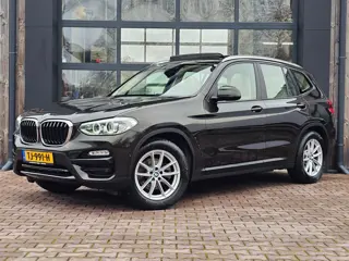 BMW X3 xDrive20i High Executive | Automaat | Pano | Leder | Elek. klep | Camera | LED | Stoelverwarm