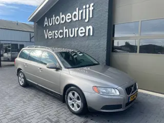 Volvo V70 2.5T automaat stoelverwarming trekhaak btw