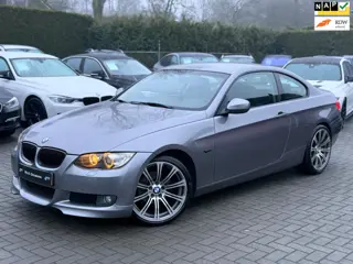 BMW 3-serie Coupé 320i Corporate Lease|Nieuwe Ketting|Cruise control|Climate control|19 inch M|Nette