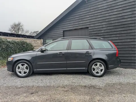 Volvo V50 1.8 Kinetic Extra Voorjaar Voordeel (bj 2009)