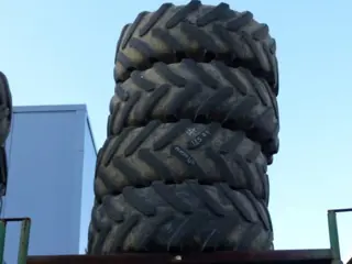 R24 Michelin 17.5/24