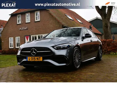 Mercedes-Benz C-klasse 200 Launch Edition AMG Line Aut. | AMG-pakket | Panorama | Burmester | Memory